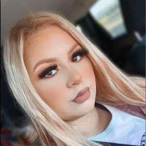 Meet your Posher, Airam